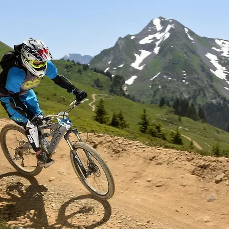 Atray B7 - Snow And Trek * Morzine